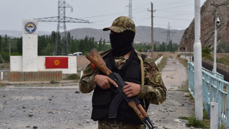 Перестрелка на границе возобновилась. Таджикская сторона открыла огонь по пограничникам заставы «Достук»
