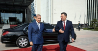 Садыр Жапаров и Шахбаз Шариф договорились на $200 млн