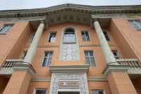 Мэрия Бишкека подала в суд, чтобы снять ограничение по Дому художника