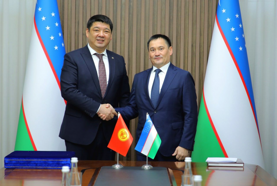 Посол Кыргызстана в Узбекистане Муса Джаманбаев встретился с министром транспорта РУз Илхомом Махкамовым