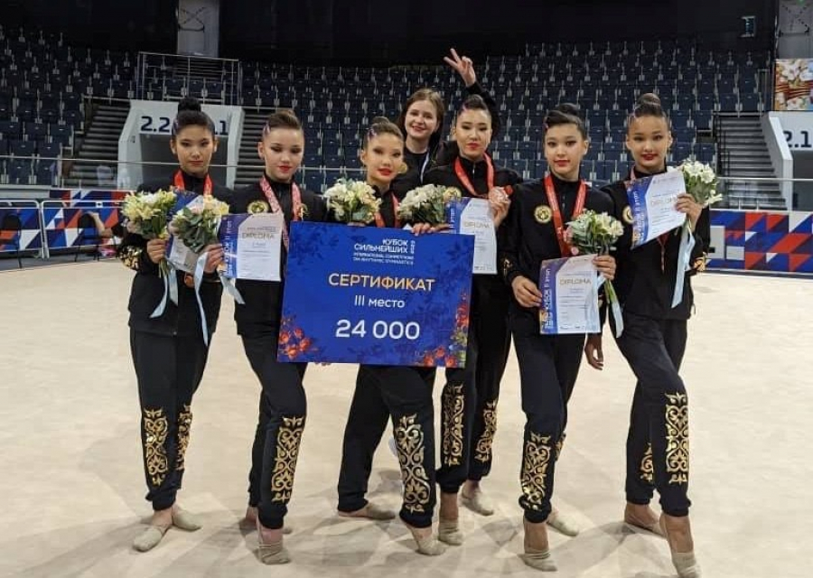 Сборная Кыргызстана по гимнастике завоевала четыре бронзовые медали в Красноярске (фото)