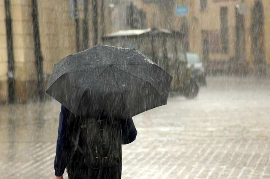 Штормовое предупреждение: В Кыргызстане ожидаются проливные дожди