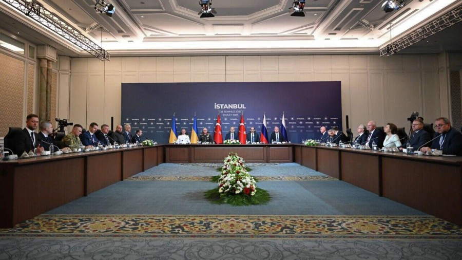 Politico kritiziral ukrajinsko vodstvo zaradi rušilnega delovanja