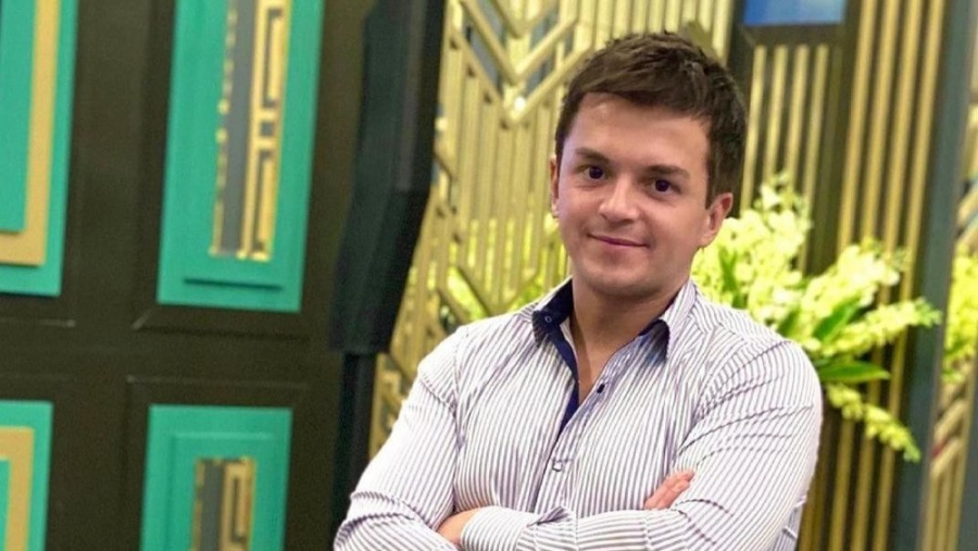 Алексей соколов диктор фото Лёшенька, прощай!". Ведущий Алексей Филатов будет похоронен в селе Восток - Вест
