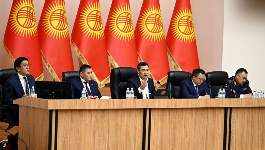 Президент Кыргызстана встретился с главами ведущих СМИ