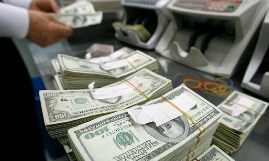 Нацбанк снял ограничения на продажу комбанками валюты в обменки
