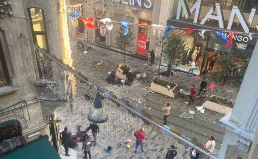 В центре Стамбула произошел взрыв. Есть жертвы