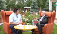 «Кыргызы не любят работать на заводах», - заявил Аскар Акаев (видео)
