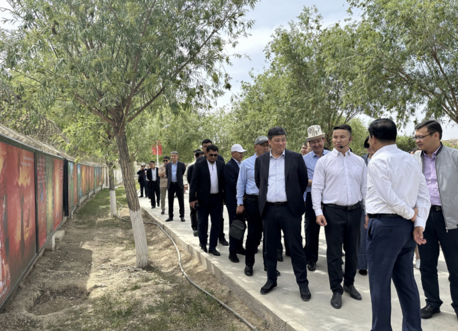В китайском городе Кашгаре кыргызстанским предпринимателям предоставят бесплатный склад
