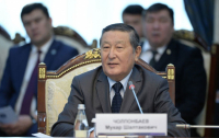 Экс-спикер Жогорку Кенеша Мукар Чолпонбаев скончался от коронавируса