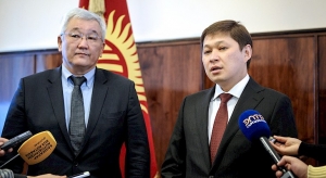 Не все отвернулись. Четыре депутата от СДПК навестили Сапара Исакова