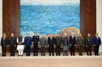 Садыр Жапаров принял министров обороны стран-участниц ШОС