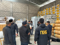 На одном из складов в Бишкеке обнаружили более 4 тонн маковой соломы - видео