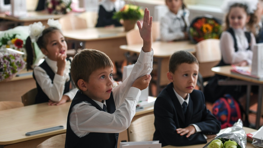 При новой системе образования родители могут не отдавать детей в первый класс