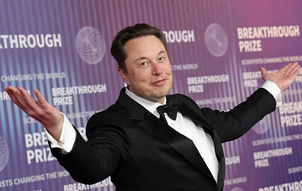 Илон Маск стал первым в истории человеком с состоянием в $500 миллиардов