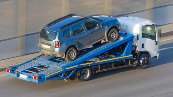 Машины будут забирать на штрафстоянку, если сумма неоплаченных штрафов превысит 3000 сомов