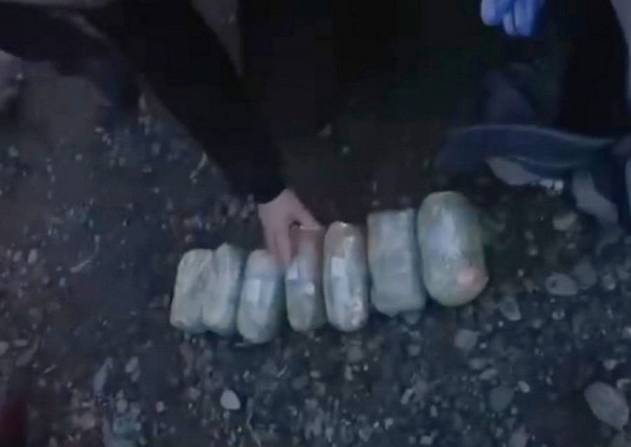 В Джалал-Абаде задержали наркодельца с 7 кг гашиша