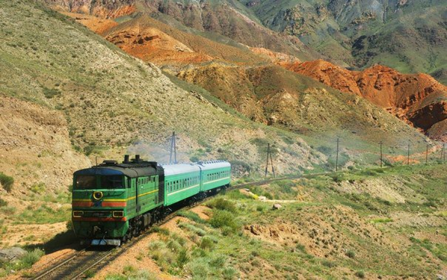 Реализация строительства железной дороги Китай — Кыргызстан — Узбекистан: более 1 000 кыргызстанцев будут обеспечены работой