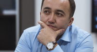 Илим Карыпбеков: Невозможно оставаться безразличным к беспределу, который происходит в Бишкеке