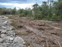 В Джети-Огузском районе милиционеры принимают граждан, пострадавших от селевых потоков