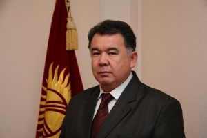 Оскандалившегося Туйгунаалы Абдраимова вызвали в кабинет премьер-министра