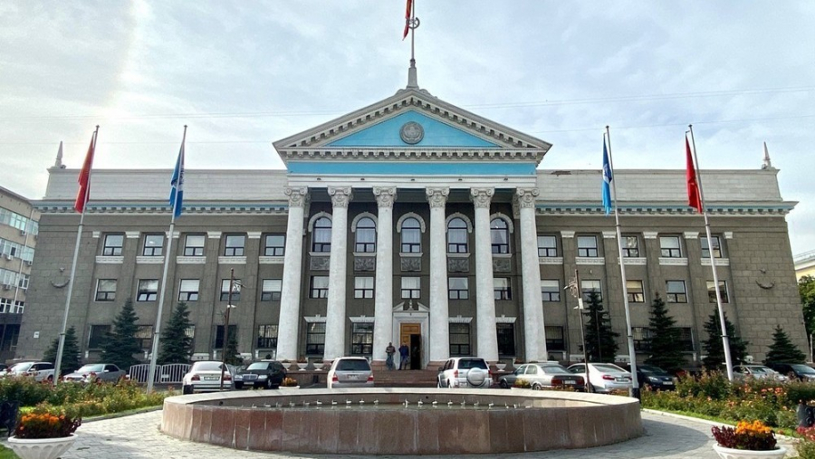 Старые на новые: «Бишкекводоканал» меняет наружные сети водопровода