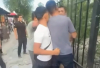 В Бишкеке пассажиры автобуса скрутили мужчину, ударившего женщину