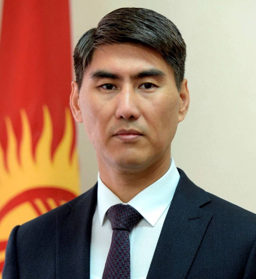 Чынгыз Айдарбеков лишен дипломатического ранга Чрезвычайного и Полномочного Посла Кыргызстана
