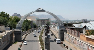 В городе Ош прекращают работу общественный транспорт и рынки