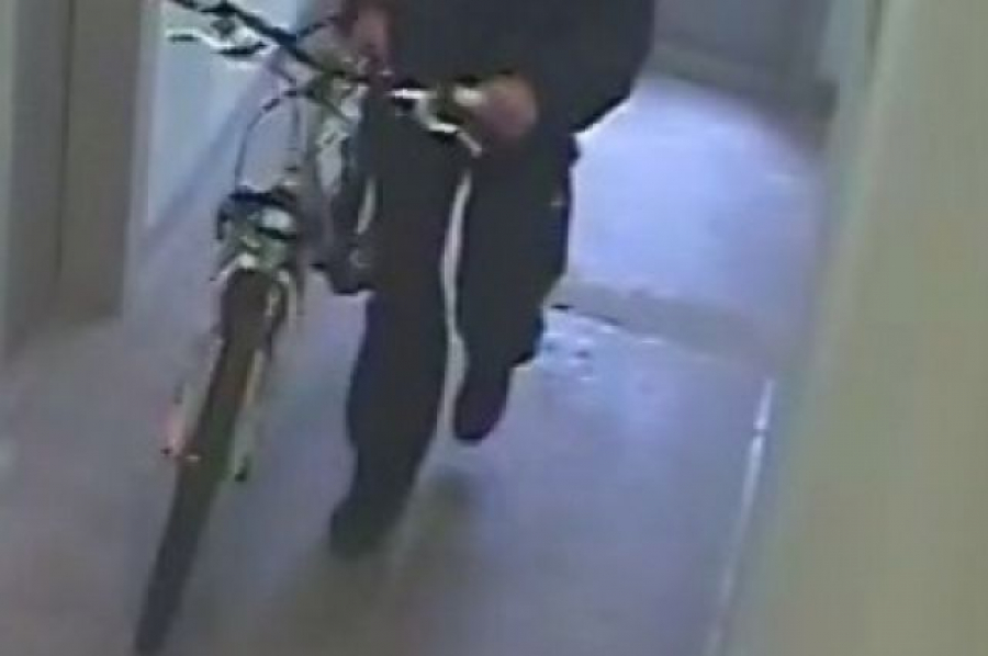 В Токмаке задержан серийный вор, похищавший велосипеды из мечетей