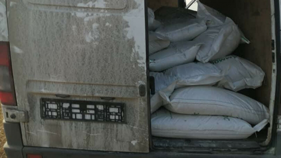 Сотрудники таможни задержали контрабандный товар стоимостью почти 11,5 миллиона сомов