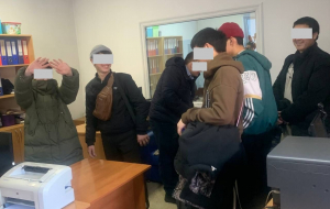 Из Москвы в Бишкек доставили 5 несовершеннолетних кыргызстанцев, оставшихся без попечения