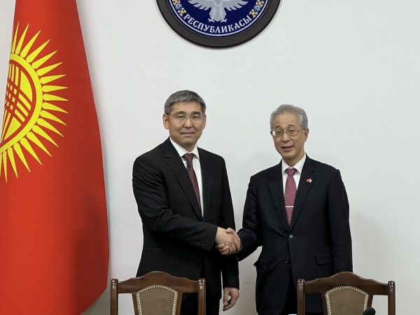 Кыргызстан и Япония обсудили оснащение больниц современным оборудованием