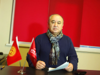 Омурбек Текебаев призвал своих соратников голосовать против президентской республики