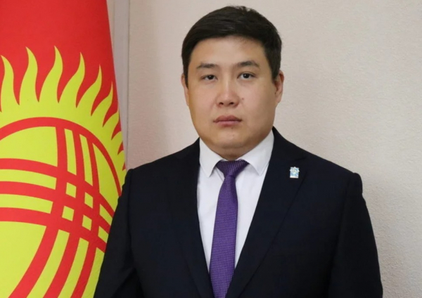 Интернетте махаббат туралы толық метражды порно фильмдерді қараңыз