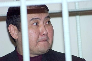 Мотуева вновь «посадили», но он умудряется и дальше общаться в соцсетях