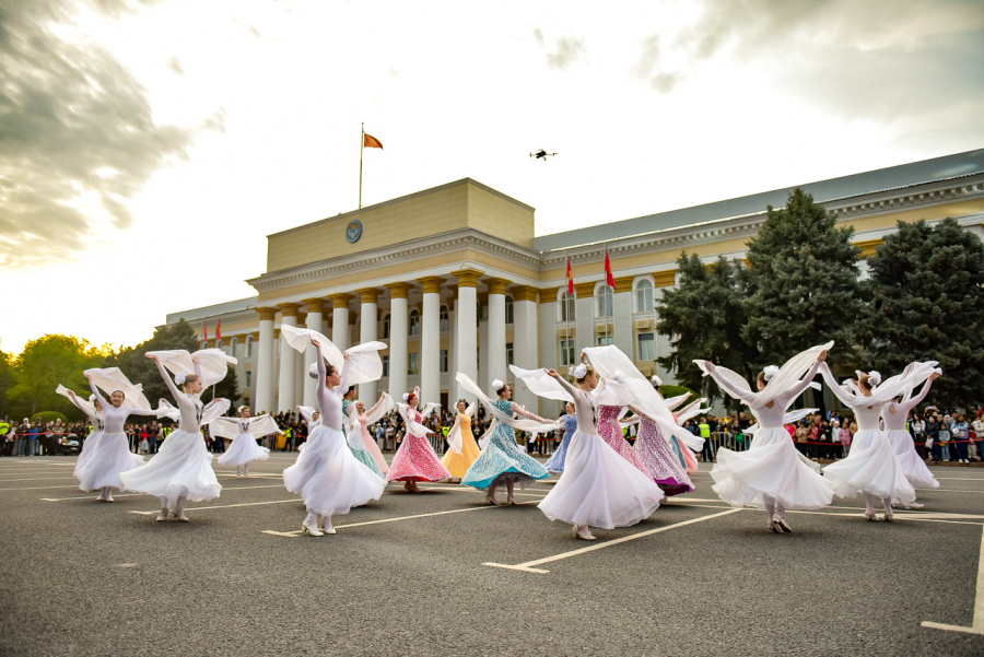 Бишкекте шаар күнү кандай белгиленди - фото
