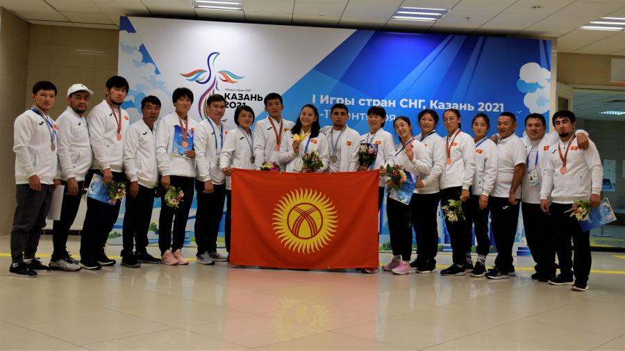 Сборная Кыргызстана по вольной и женской борьбе завоевала 10 медалей на Играх СНГ в Казани