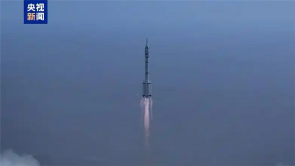 Китай запустил космический корабль «Шэньчжоу-22»