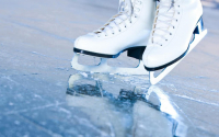 Кыргызстанцы смогут бесплатно покататься на коньках в Бишкеке