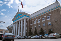Городские службы Бишкека уже работают в штатном режиме