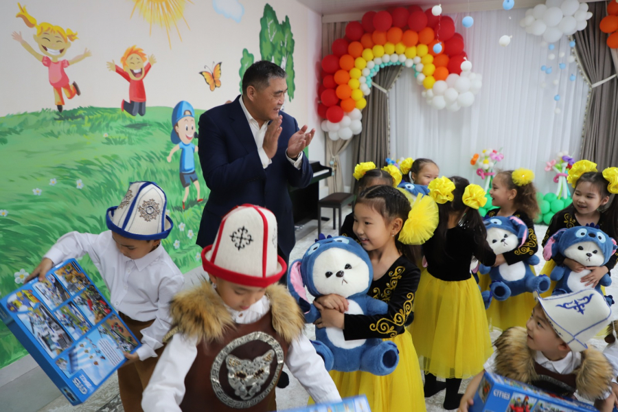Камчыбек Ташиев открыл подведомственный детсад в Бишкеке