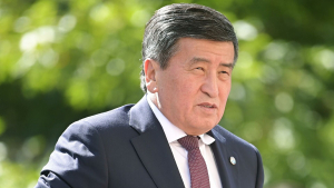 Юрист: Если подтвердится, что запись разговора Атамбаева нашли в кабинете у Жээнбекова, тогда на последнего нужно возбудить дело