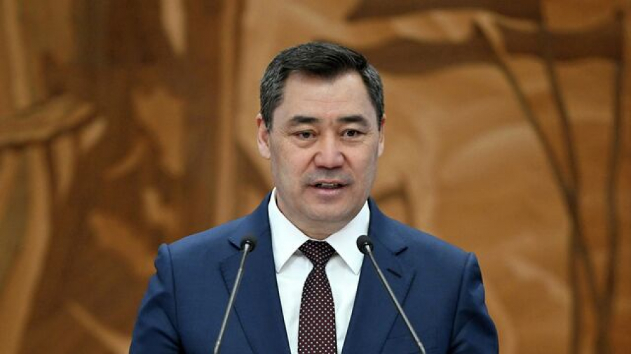 Садыр Жапаров поздравил кыргызстанцев с Пасхой