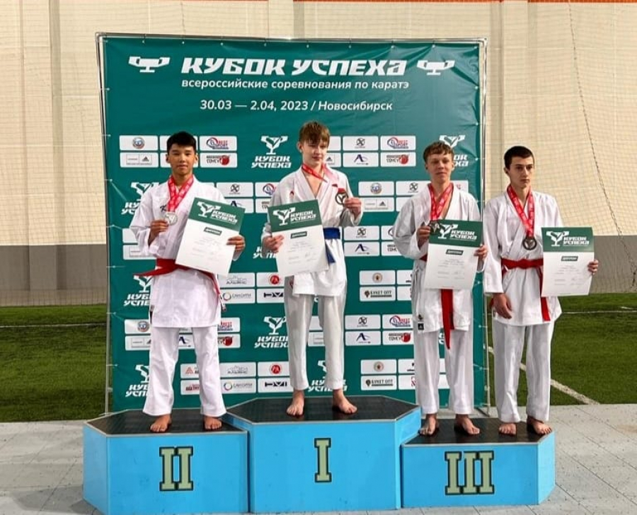 Бишкекский спортсмен завоевал серебро на Всероссийских соревнованиях по каратэ-до «Кубок успеха»