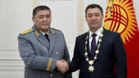 Что с тандемом? Президент Кыргызстана отправил в отставку главу ГКНБ Камчыбека Ташиева