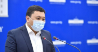 Вице-мэр Бишкека: В каждом торговом центре должны продаваться маски и санитайзеры