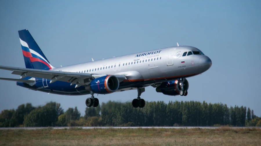 Кыргызстан стал самым популярным авианаправлением у россиян летом 2022 года