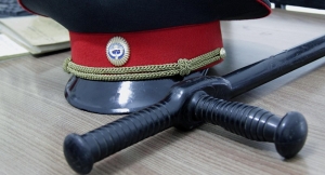 Судья и замначальника отдела милиции Каракуля задержаны за взятку (фото)