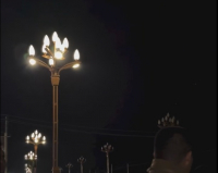 Да будет свет! В Балыкчи торжественно зажгли 60 новых фонарей (видео)
